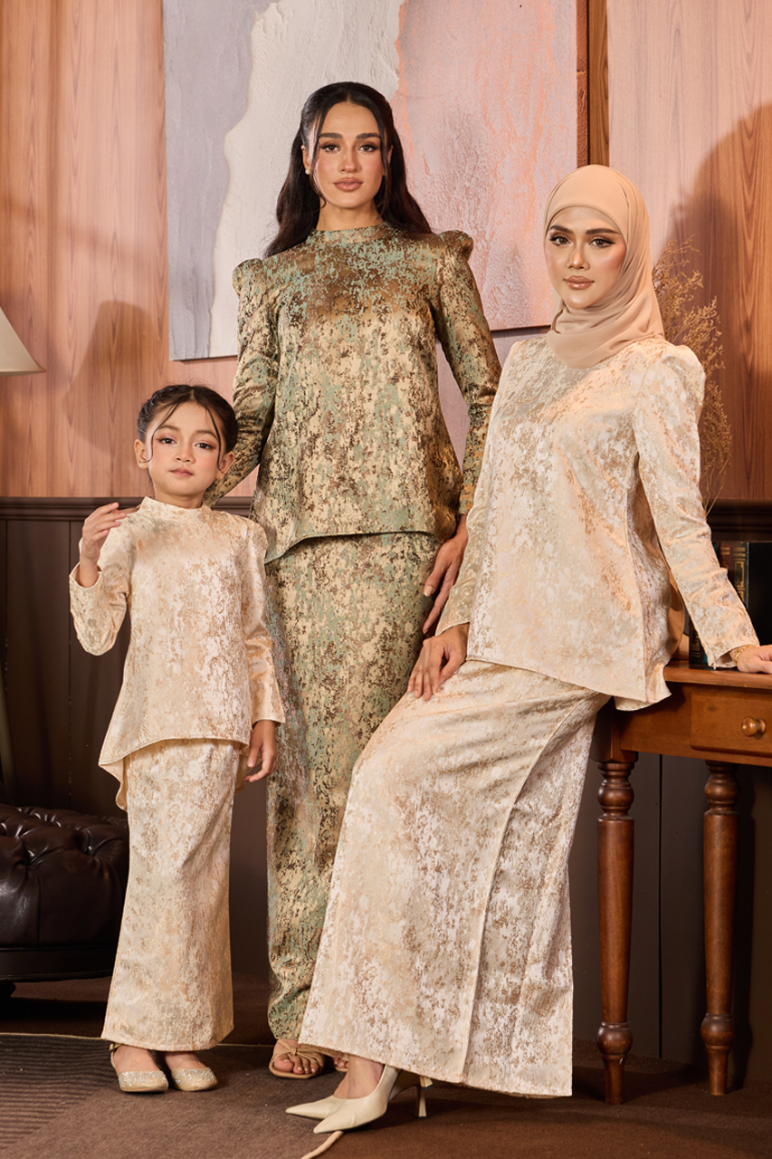 NEW IN KURUNG GRANDEUR